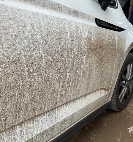 SC Detailing à Toulon intervient après sinistre : inondation, suie, projection de peinture ou goudron. Nettoyage complet, désinfection à l’ozone, prise en charge assurance.